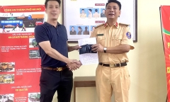 Tin thời sự nóng mới nhất ngày 6/9: Trung tá CSGT Hà Nội nhặt được ví tiền, trả người đánh rơi 