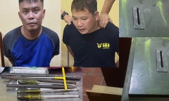 Bắt giữ 2