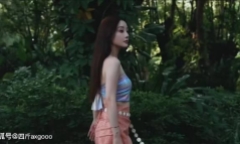 Lý Tiểu Lộ nhận 