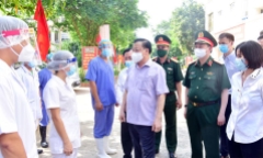 Hà Nội có thể siết chặt hơn nữa một số dịch vụ để phòng dịch COVID-19