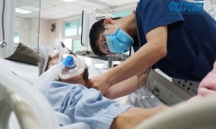 Bác sĩ trẻ trực Tết: Gần 3 năm vào nghề 2 năm ở bệnh viện vì COVID-19