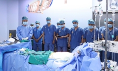 Hiến tạng trong mưa lớn và kỳ nghỉ: 50 giờ hồi sinh sự sống 3 cuộc đời
