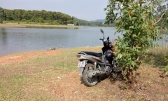 Vụ thi thể tài xế dưới hồ ở Quảng Ninh: Mảnh giấy tìm thấy trong ví có nội dung gì?