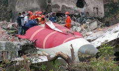 Ghế 11A cháy vé sau thảm kịch rơi máy bay ở Ấn Độ