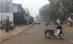 Tin tức tai nạn giao thông mới ngày 9/2: Đắp chăn nằm giữa đường, người đàn ông bị taxi tông tử vong