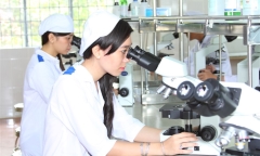 Biến động điểm chuẩn Trường Đại học Dược Hà Nội 3 năm gần đây