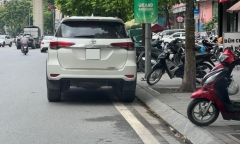 Dừng, đỗ ô tô trên đường như thế nào để không bị xử phạt?