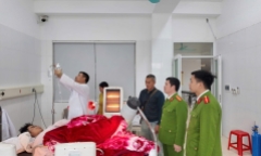 Tin tức đời sống 27/1: Nam thanh niên ngã xuống biển khi đi câu cá