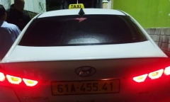 Công an truy tìm tài xế taxi 