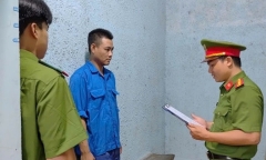 Danh tính đối tượng cố thủ trong ô tô, tông thẳng 4 xe công an để bỏ chạy ở Lâm Đồng