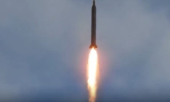 Iran công bố video tuyên bố khai hỏa tên lửa, bắn trúng chiến đấu cơ của Mỹ