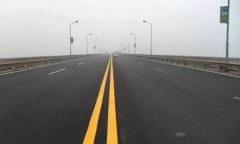 Các vạch kẻ đường cần biết để không bị phạt oan?