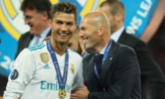 Rộ tin Cristiano Ronaldo ngỏ lời, MU liên hệ Zidane nhằm thay thế HLV Solskjaer