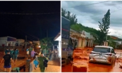 Lũ cát đỏ ập xuống đường ven biển Phan Thiết làm sập mố cầu, trăm người trắng đêm khắc phục