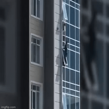 Tin tức đời sống ngày 15/5: Người đàn ông giải cứu bé gái sắp rơi từ cửa sổ tầng 8