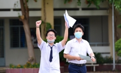 Đề thi Toán tốt nghiệp THPT 2022: Thí sinh nhận xét đề có phân hoá cao