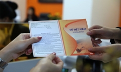 Rầm rộ hoạt động sang nhượng sổ tiết kiệm lãi suất cao