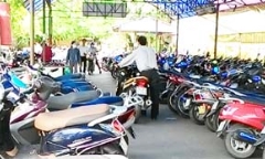 Bãi xe bệnh viện vẫn quyết tận thu bằng mọi giá