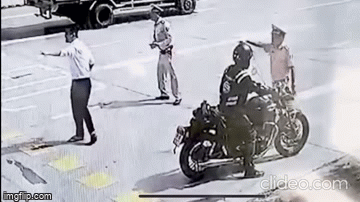 Vụ 30 xe phân khối lớn đi vào cao tốc, tông trúng CSGT: Lời khai của 