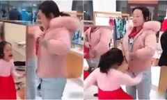 Thấy con gái đá mẹ vì không được mua đồ uống, người bố có hành động khiến nhiều người tranh cãi