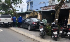 Xác minh 2 bức thư tuyệt mệnh nghi của nữ trưởng khoa dược tử vong tại nhà riêng