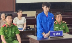 Bi kịch Tình-Tiền: Gã đàn ông đâm tử vong 2 người trong quán hát vì ghen tuông
