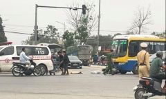 Tin tức tai nạn giao thông mới nhất ngày 4/4: Va chạm giữa xe khách và xe máy, hai người thương vong