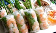 Cách làm gỏi cuốn tôm thịt thanh mát cho ngày hè