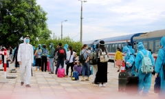 TP.HCM đề nghị các tỉnh, thành phối hợp đưa người dân về quê