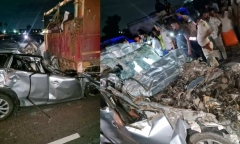 Ô tô chở 5 doanh nhân va chạm kinh hoàng với xe tải trên quốc lộ ở Ấn Độ, tất cả người trên xe tử vong