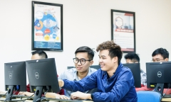 Sinh viên IT có nên đi làm sớm?