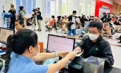 Hơn 26.000 vé tàu Tết hết sạch trong 2 tiếng ngày đầu mở bán 