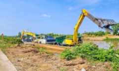 Tin tức pháp luật mới nhất ngày 13/4: Công an Kiên Giang bắt quả tang 6 đối tượng khai thác đất lậu