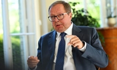 Quan chức cấp cao Nga bất ngờ đề nghị Ukraine rút quân giữa lúc 