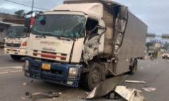 Tin tức tai nạn giao thông mới ngày 18/2: Dừng giữa đường để buộc hàng hóa, tài xế bị xe tải tông tử vong