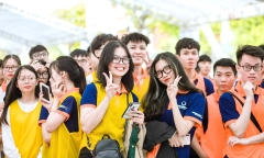 Điểm chuẩn nhóm ngành Kinh tế các trường đại học top đầu, biến động thế nào trong 3 năm qua?