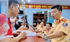 Chậm nộp phạt vi phạm giao thông có phải nộp thêm tiền không?