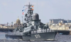 Nga triển khai xà lan, bảo vệ Hạm đội Biển Đen khỏi USV Ukraine