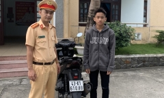 Thiếu niên 17 tuổi chạy xe thả 2 tay trên đèo Hải Vân để quay TikTok