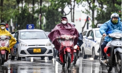 Miền Bắc mưa rào, chuyển rét kết thúc nồm ẩm