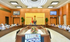 UBTVQH nhất trí giảm thuế bảo vệ môi trường với xăng, dầu, mỡ nhờn về mức sàn