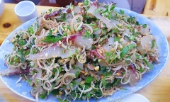 Người đàn ông nhiễm nhiều loại ký sinh trùng rải rác khắp cơ thể vì sở thích ăn các món đặc sản