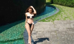 Hồ Ngọc Hà tung ảnh bikini khoe vóc dáng nuột nà, dân tình chỉ biết xuýt xoa