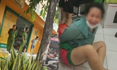 Nữ nghi can cầm dao đe dọa nhân viên cửa hàng F88 khai gì?