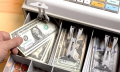 Tỷ giá USD hôm nay 26/8: USD thế giới tăng cao nhất trong 3 tháng gần đây