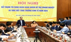 Tăng trưởng tín dụng cuối tháng 1 giảm 0,6%, Ngân hàng Nhà nước bàn cách thúc đẩy