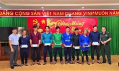 Tiếp nhận 8 thuyền viên tàu cá bị chìm trên vùng biển Vũng Tàu
