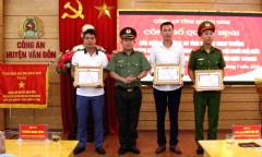 Tin tức thời sự mới ngày 20/7: Tặng giấy khen cho 3 cá nhân cứu người đuối nước