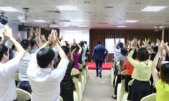 Từ tháng 7/2026, những người này không được bán hàng đa cấp