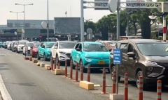 Tin thời sự nóng mới nhất ngày 3/5: Dự kiến thu phí không dừng tại 5 sân bay